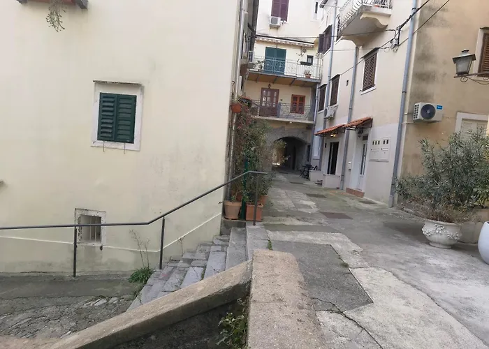 شقة Zlatko , Steps To The Sea