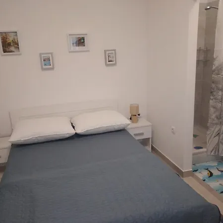 Apartman Zlatko , Steps To The Sea *