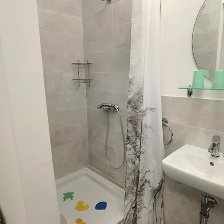 Zlatko , Steps To The Sea Apartman Opatija