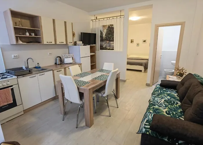 דירה Zlatko , Steps To The Sea אופטיה