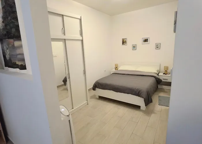 Zlatko , Steps To The Sea